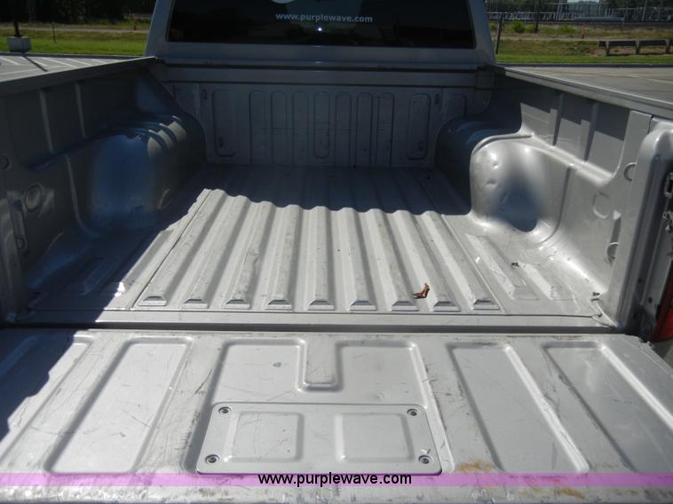 image for item D4312 2005 Chevrolet Colorado LS Z71 pickup truck