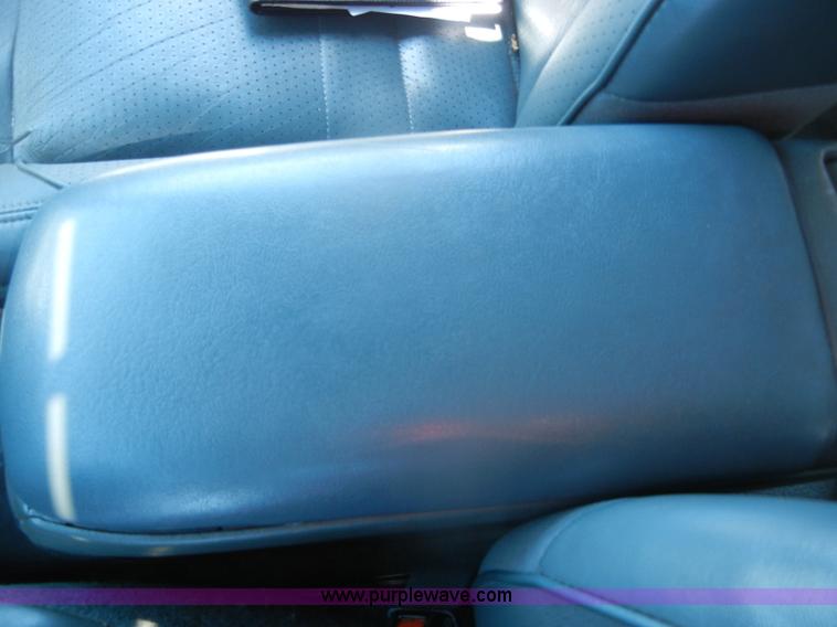 image for item D4313 1997 Ford Explorer XLT SUV