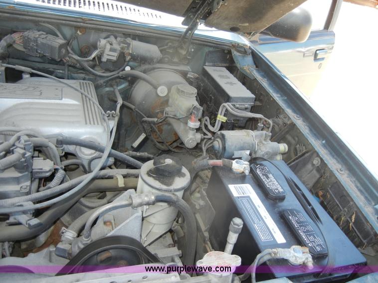 image for item D4313 1997 Ford Explorer XLT SUV