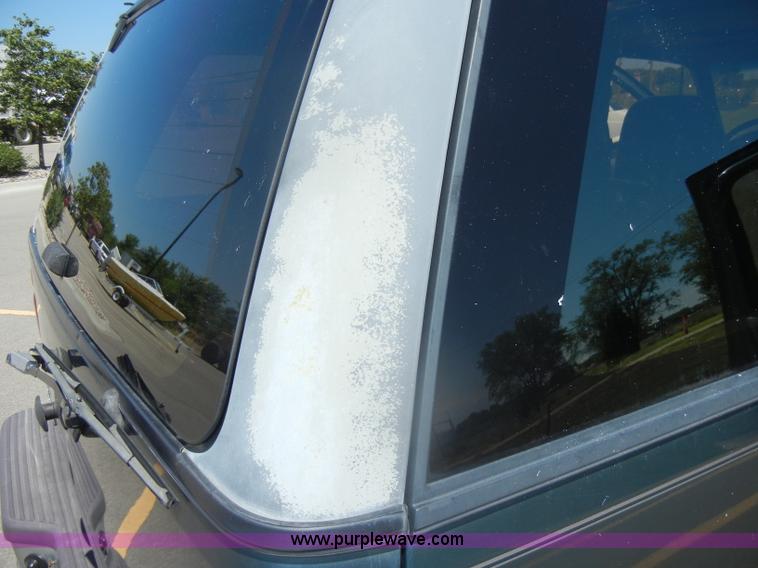 image for item D4313 1997 Ford Explorer XLT SUV