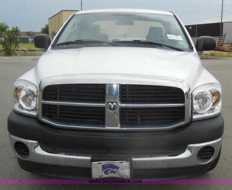 image for item D4402 2007 Dodge Ram 1500 Quad Cab pickup truck