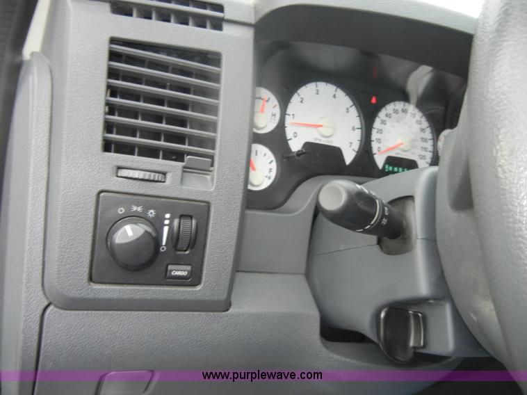 image for item D4402 2007 Dodge Ram 1500 Quad Cab pickup truck