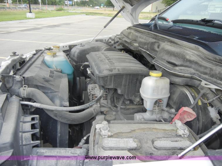 image for item D4402 2007 Dodge Ram 1500 Quad Cab pickup truck