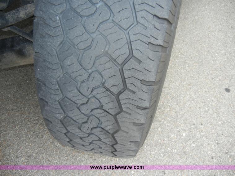 image for item D4402 2007 Dodge Ram 1500 Quad Cab pickup truck