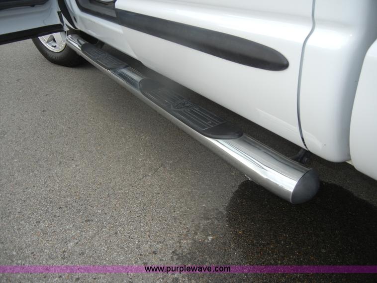 image for item D4402 2007 Dodge Ram 1500 Quad Cab pickup truck