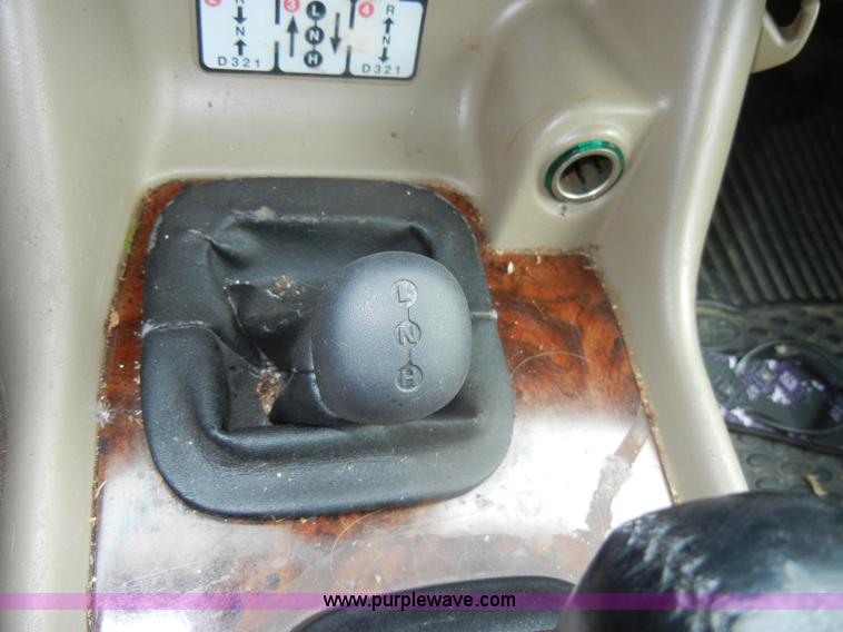 image for item D4403 1999 Land Rover Discovery Series II SUV