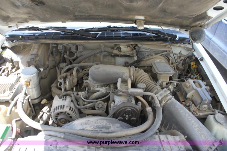 image for item D5123 1997 GMC Jimmy SL SUV