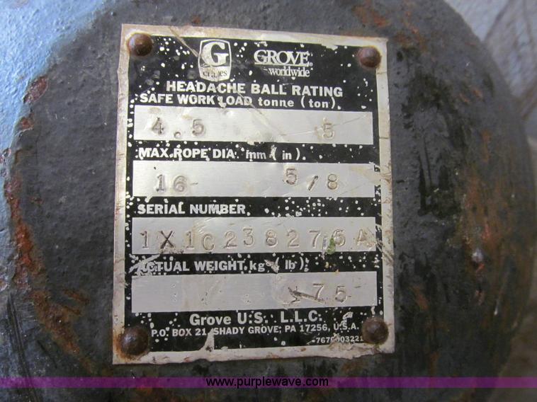 image for item F4521 Assorted hooks