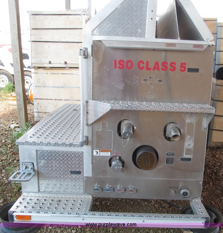 image for item F4526 2006 Hale pump with controls