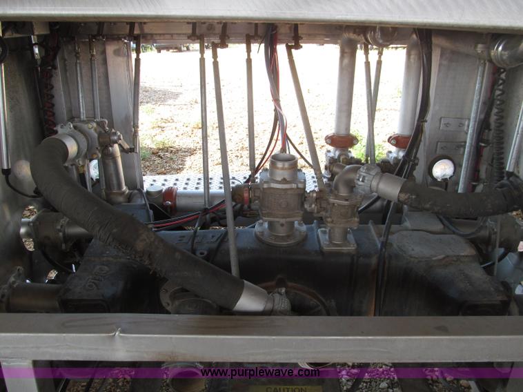 image for item F4526 2006 Hale pump with controls