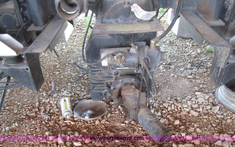 image for item F4526 2006 Hale pump with controls