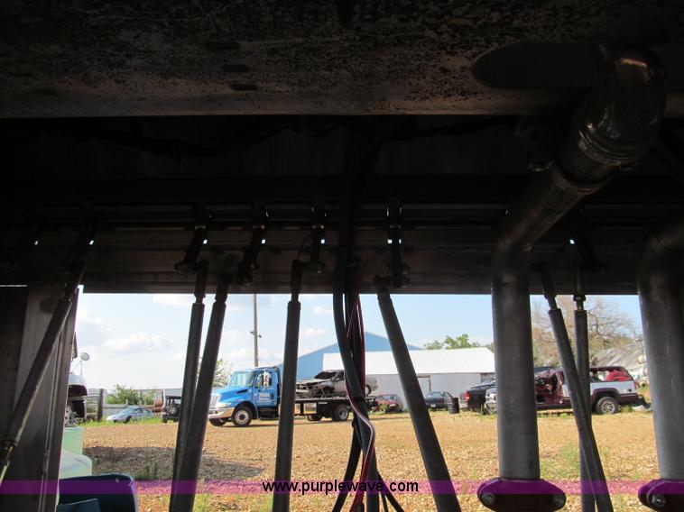 image for item F4526 2006 Hale pump with controls