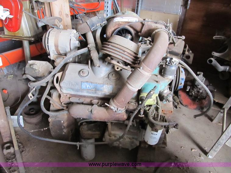 image for item K9326 Detroit 6V92 turbo diesel engine