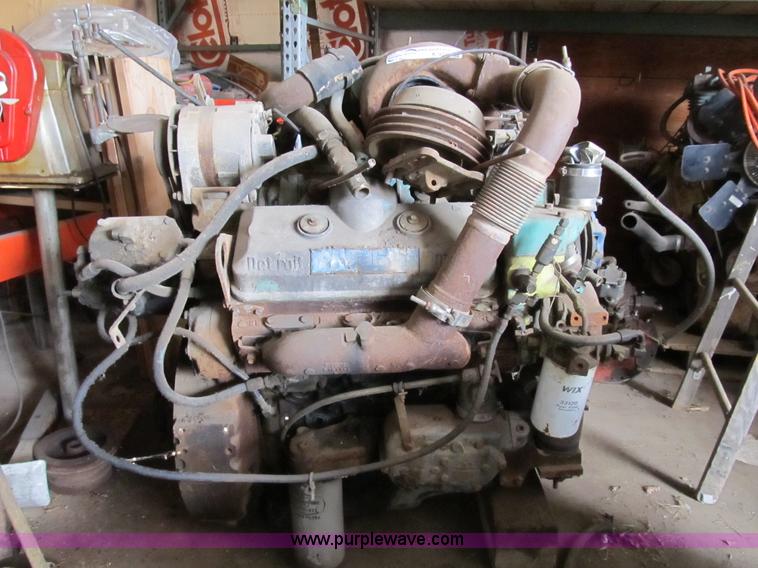 image for item K9326 Detroit 6V92 turbo diesel engine