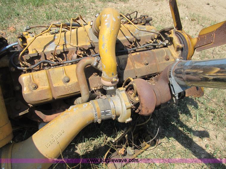 image for item K9332 International DT466 diesel engine
