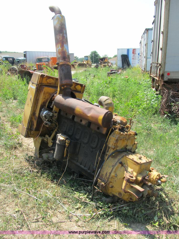 image for item K9333 Detroit 671 diesel engine