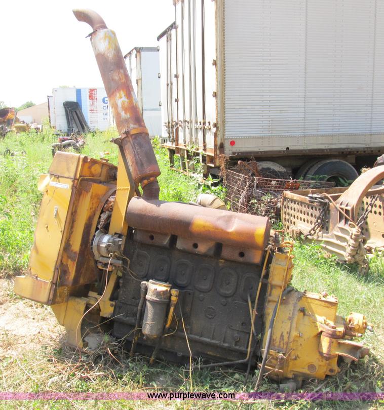 image for item K9333 Detroit 671 diesel engine