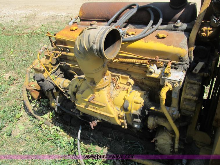 image for item K9333 Detroit 671 diesel engine