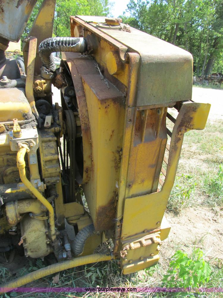 image for item K9333 Detroit 671 diesel engine