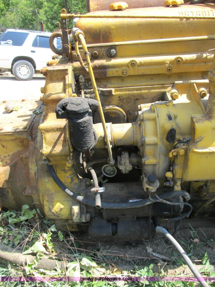 image for item K9333 Detroit 671 diesel engine