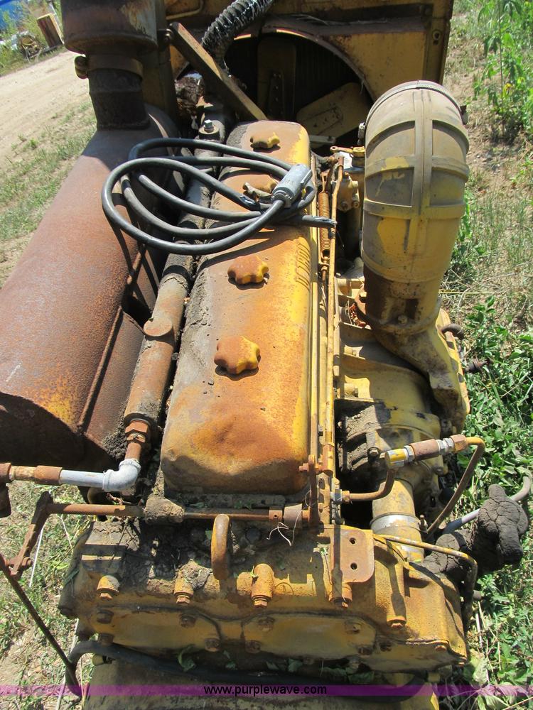 image for item K9333 Detroit 671 diesel engine