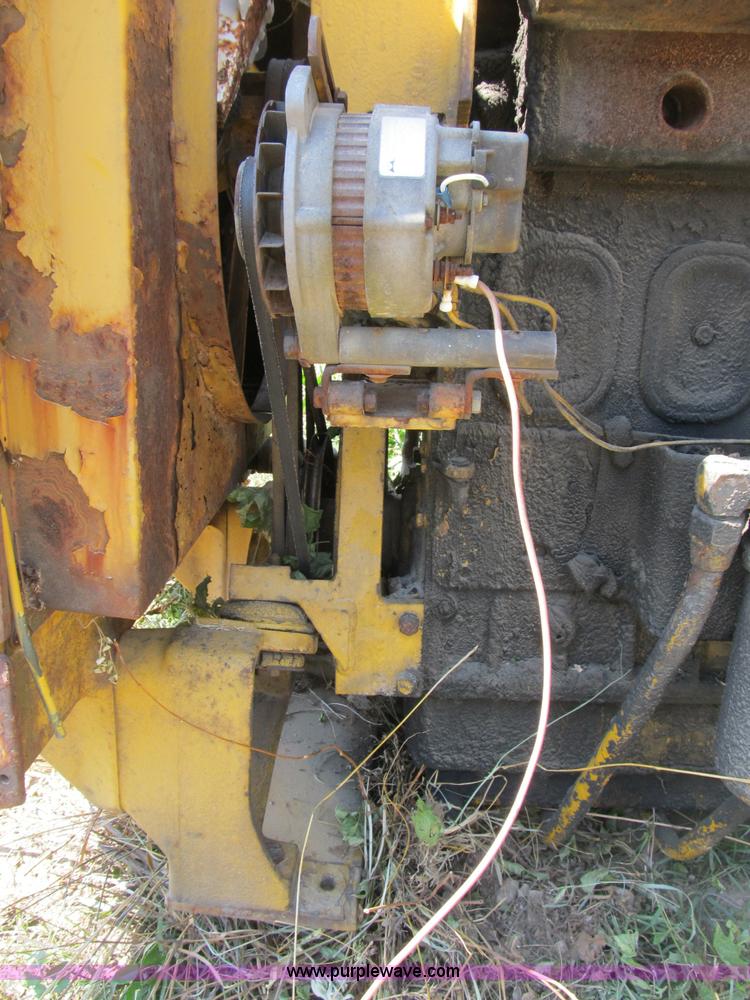 image for item K9333 Detroit 671 diesel engine