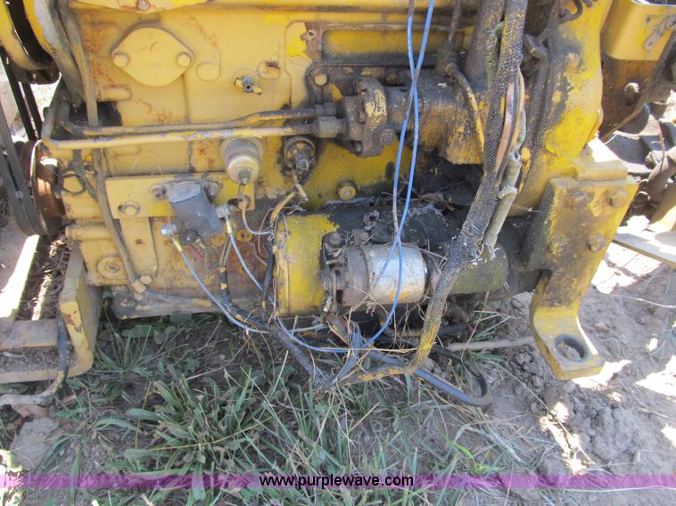 image for item K9334 Detroit 353 diesel engine