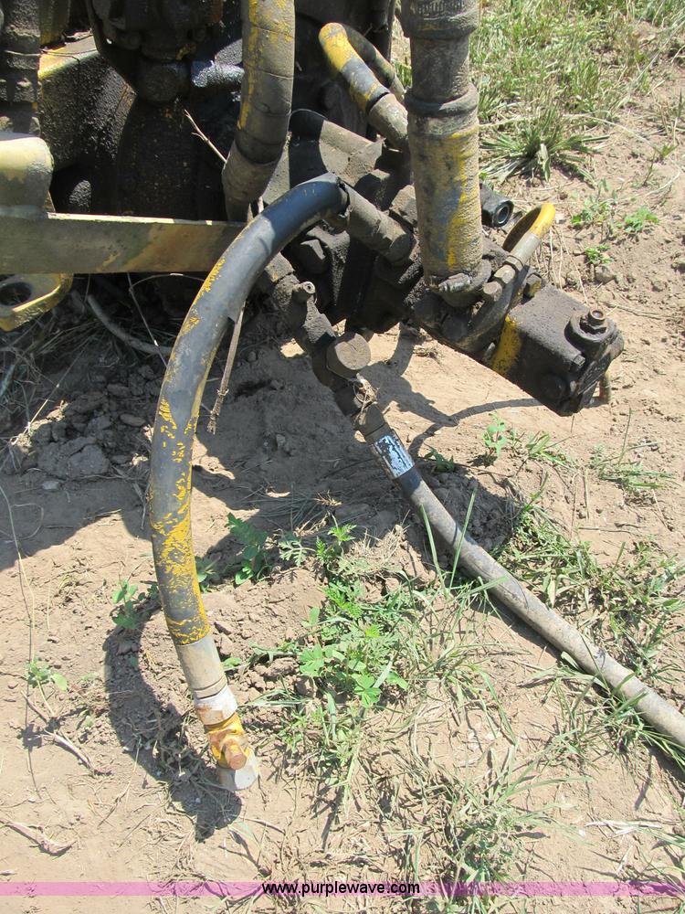 image for item K9334 Detroit 353 diesel engine