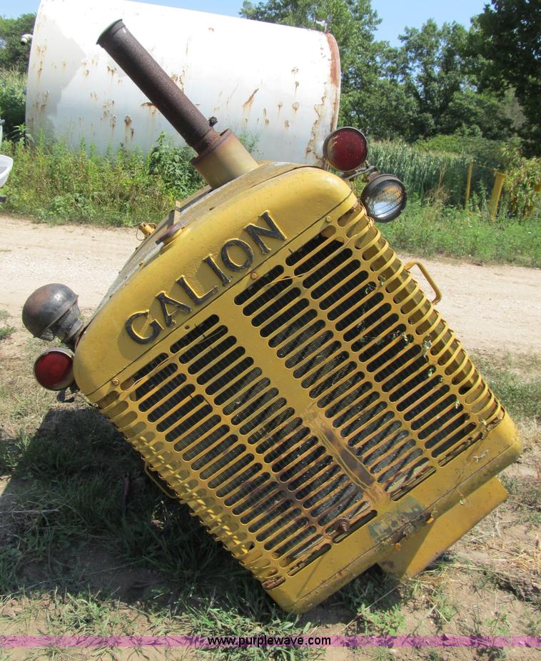 image for item K9335 Detroit 371 diesel engine