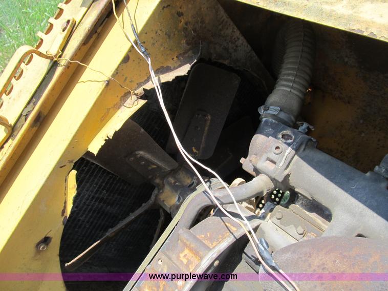 image for item K9335 Detroit 371 diesel engine