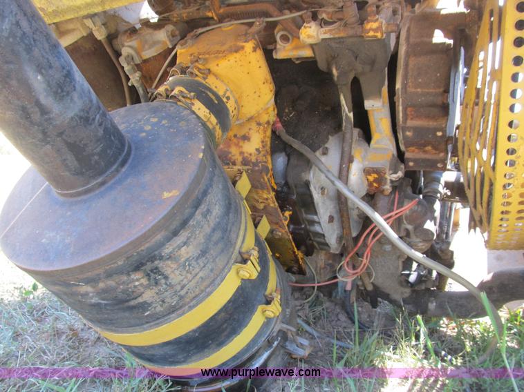 image for item K9335 Detroit 371 diesel engine