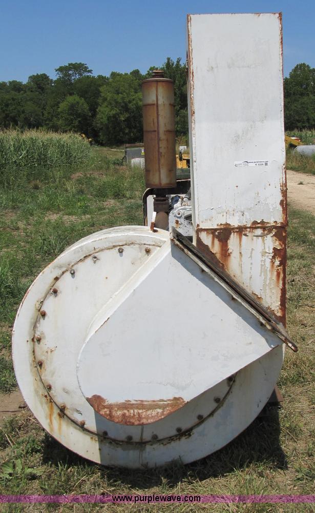 image for item K9336 Detroit 371 diesel engine