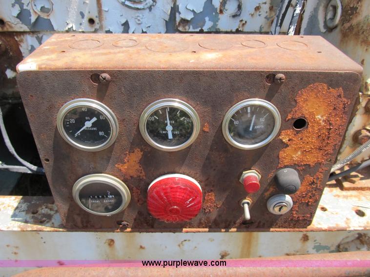 image for item K9336 Detroit 371 diesel engine