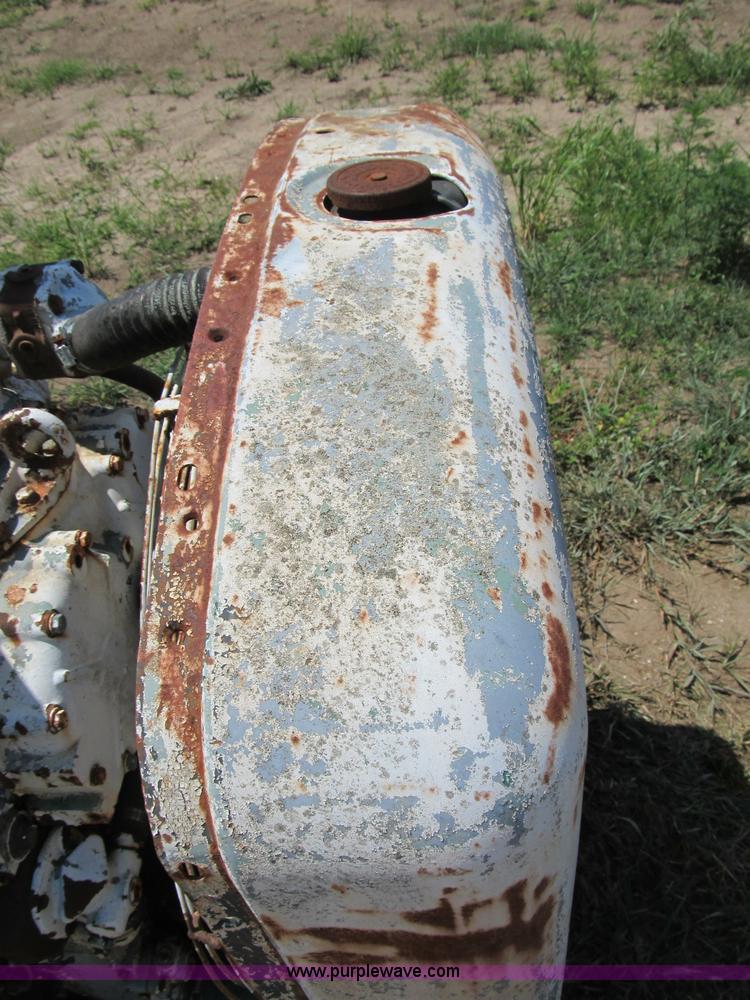 image for item K9336 Detroit 371 diesel engine