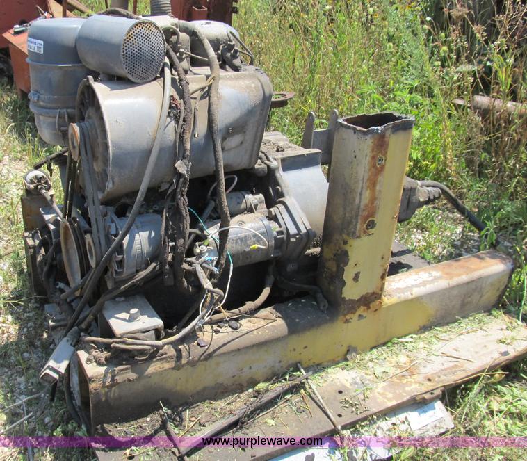 image for item K9338 Deutz two cylinder air cooled diesel engine