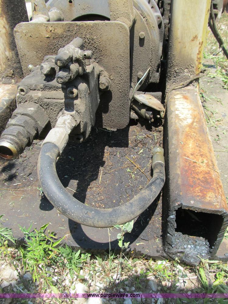 image for item K9338 Deutz two cylinder air cooled diesel engine