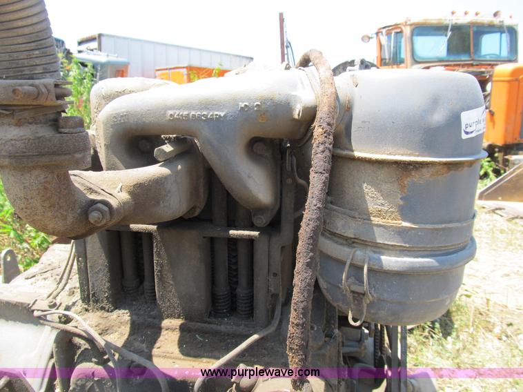 image for item K9338 Deutz two cylinder air cooled diesel engine