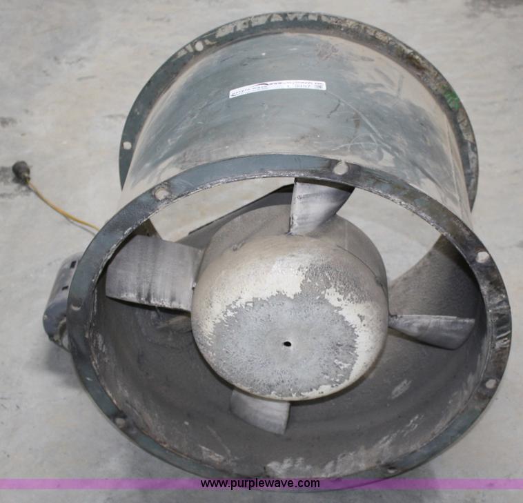 image for item L9457 24" ventilation fan