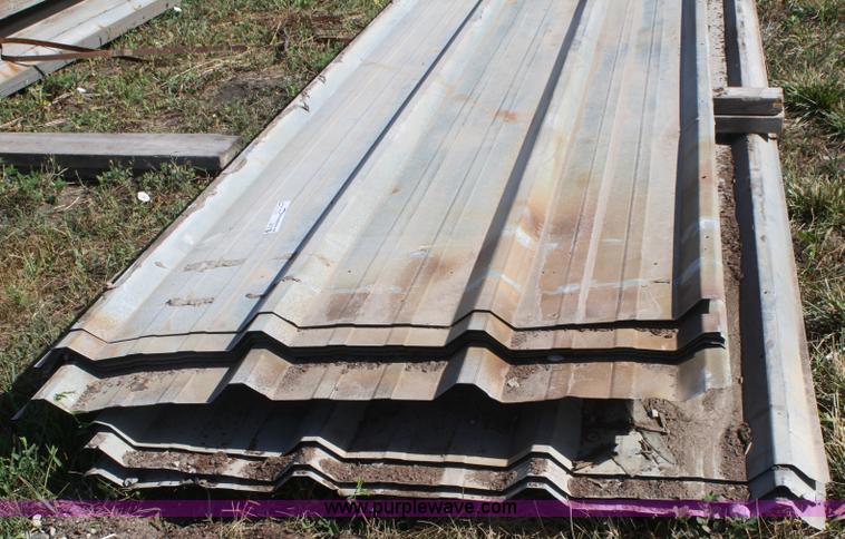 image for item L9475 Metal siding