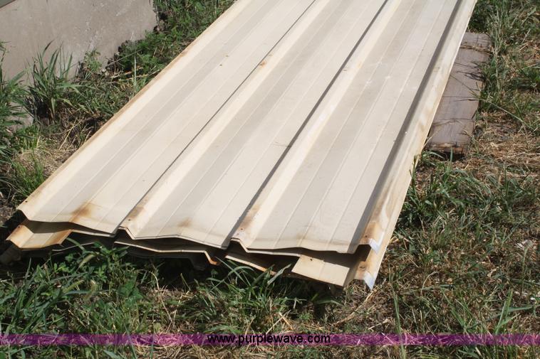 image for item L9477 Metal siding