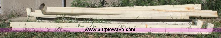 image for item L9478 Metal siding and assorted pieces