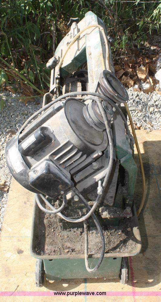 image for item L9492 Grizzley 7" bandsaw