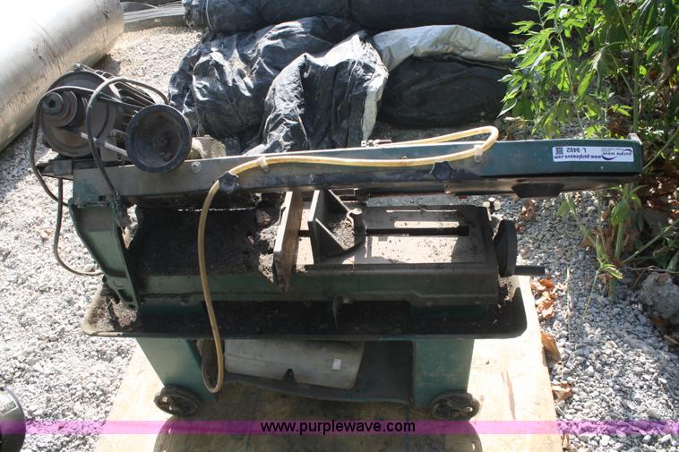 image for item L9492 Grizzley 7" bandsaw