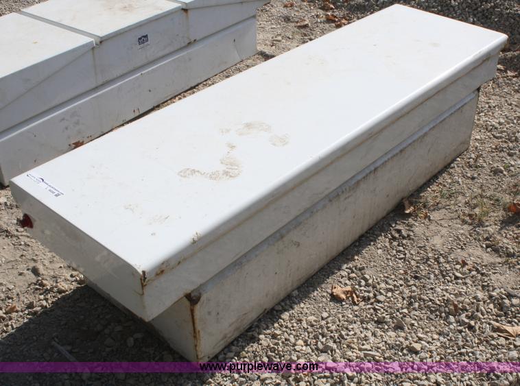 image for item L9498 Pickup bed toolbox