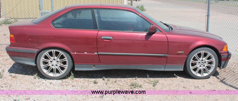 image for item L9947 1995 BMW 318iS