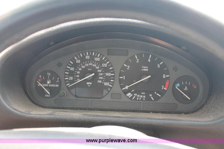 image for item L9947 1995 BMW 318iS