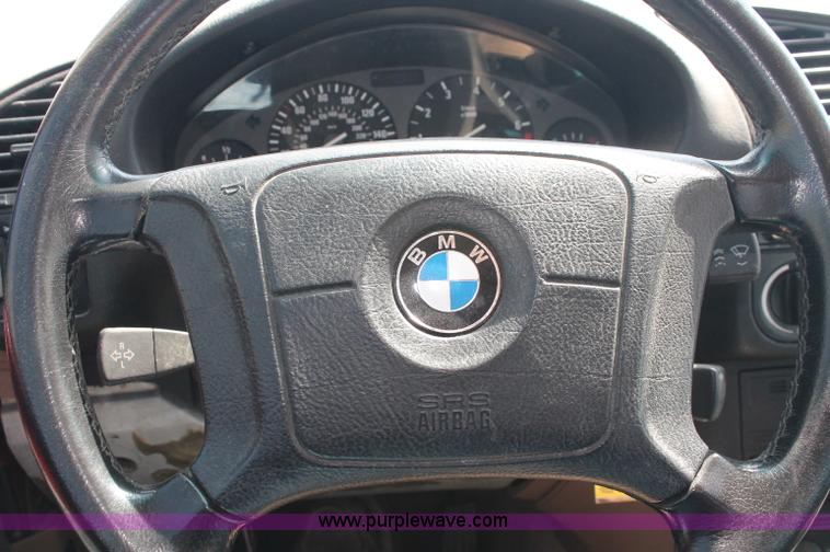 image for item L9947 1995 BMW 318iS