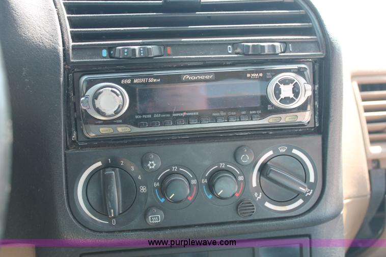 image for item L9947 1995 BMW 318iS