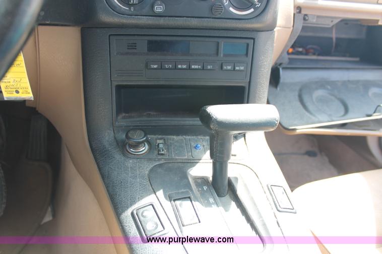 image for item L9947 1995 BMW 318iS