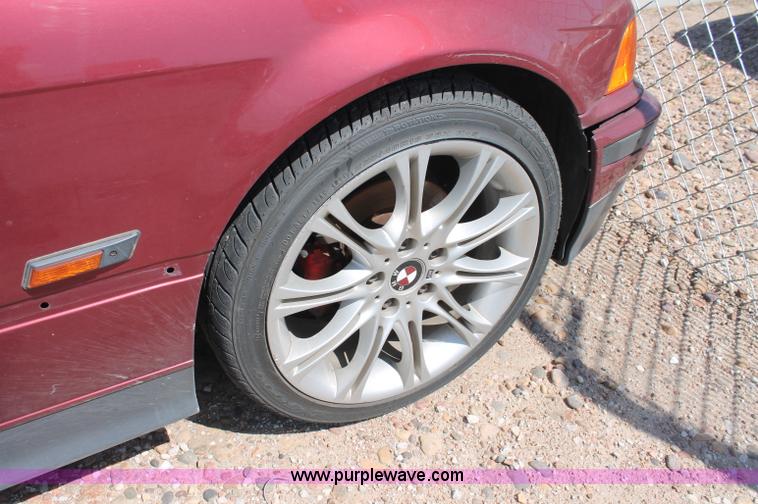 image for item L9947 1995 BMW 318iS